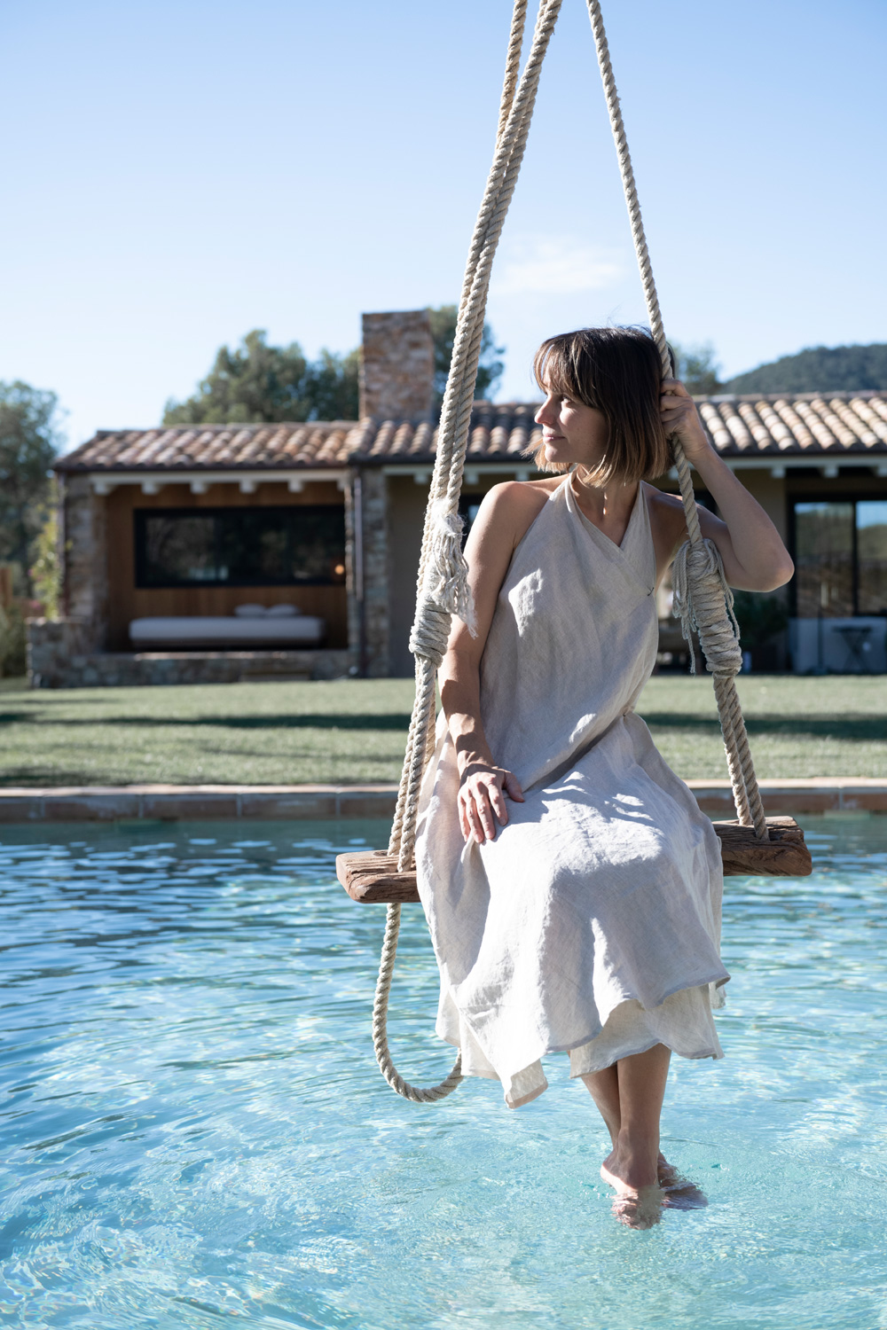 The garden invites you to chill out. Photo: Stella Rotger // Styling: Maria Algara